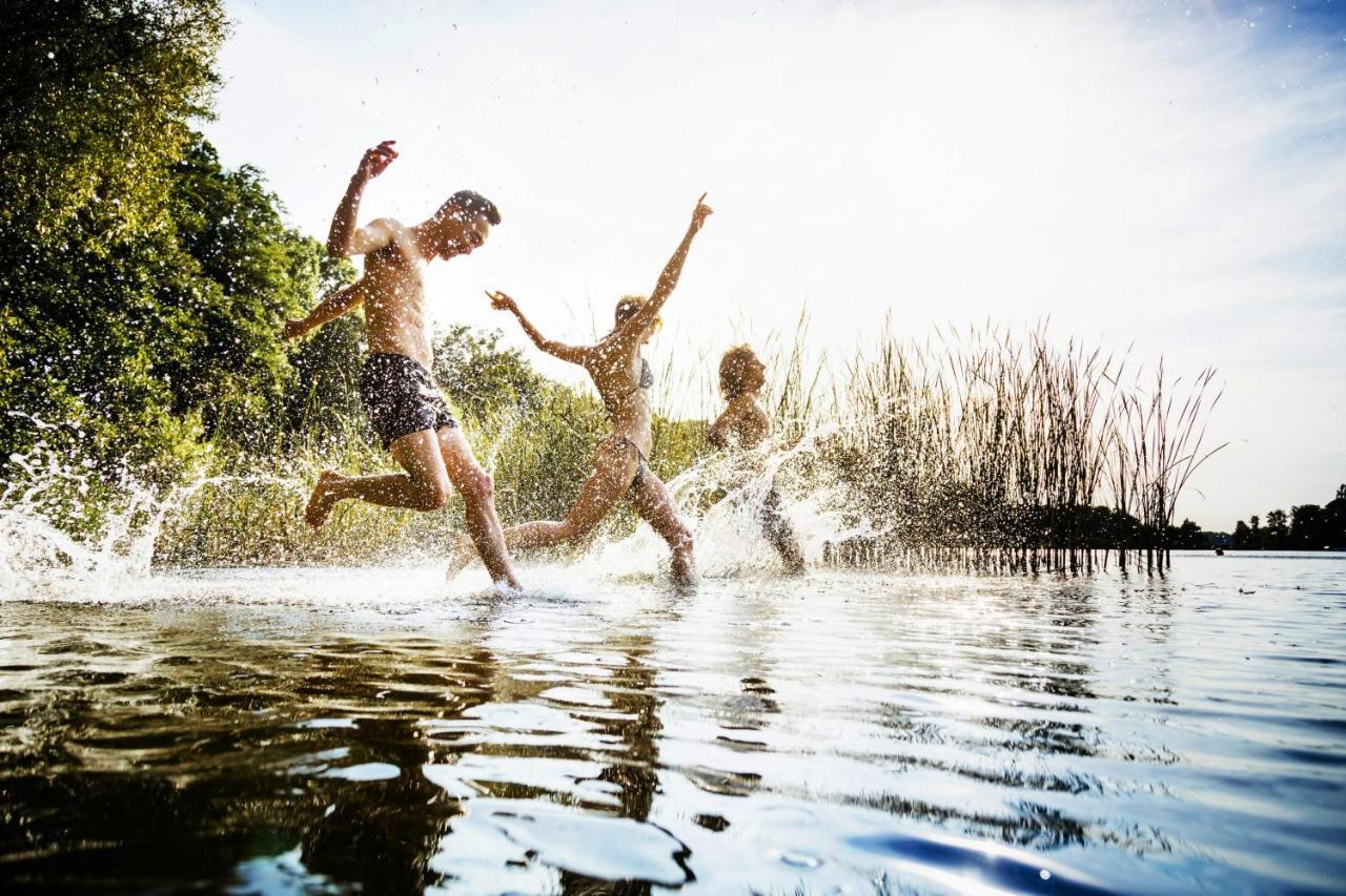Schiphuis Giethoorn/Wanneperveen Villa Екстериор снимка